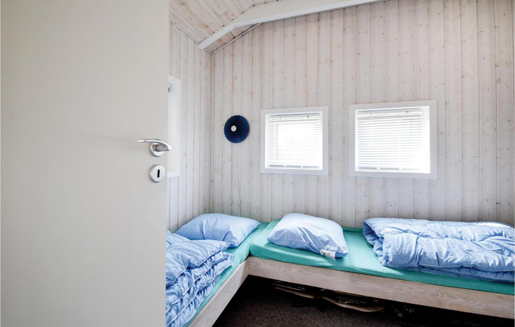 Amazing Home In Bjert With Wifi Binderup Strand 外观 照片