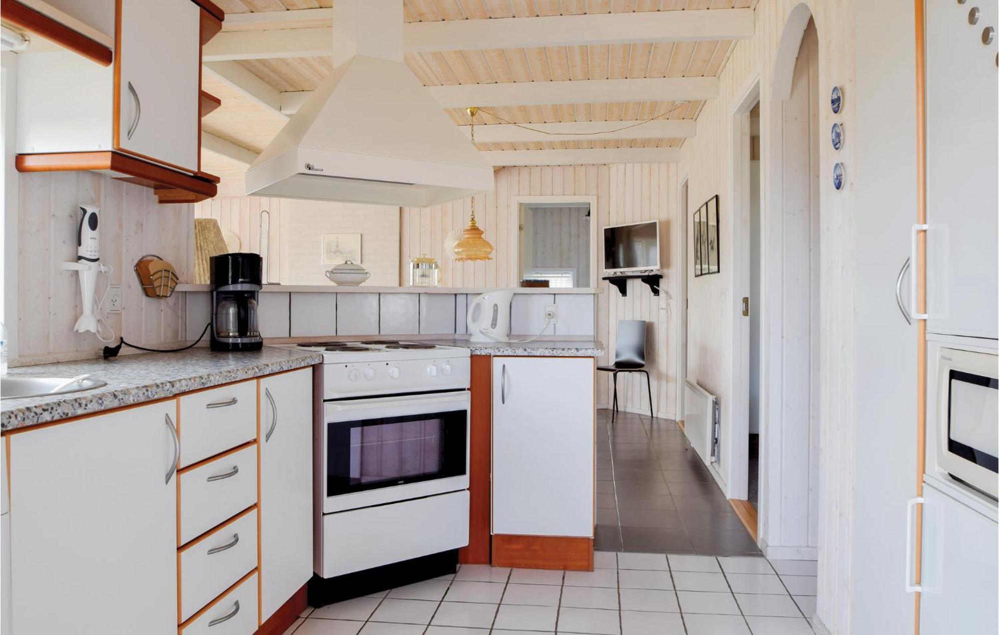 Amazing Home In Bjert With Wifi Binderup Strand 外观 照片